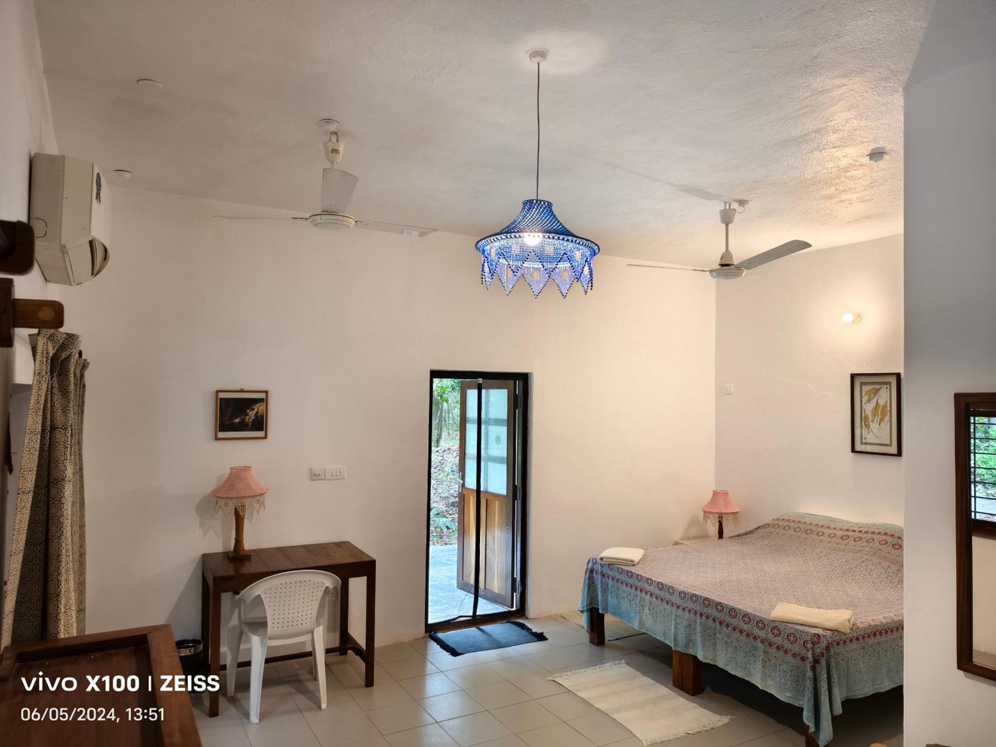 Isai Ambalam Guest House Пондичери Екстериор снимка