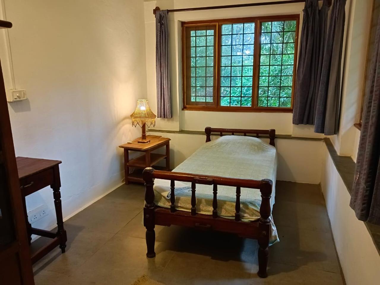 Isai Ambalam Guest House Пондичери Екстериор снимка