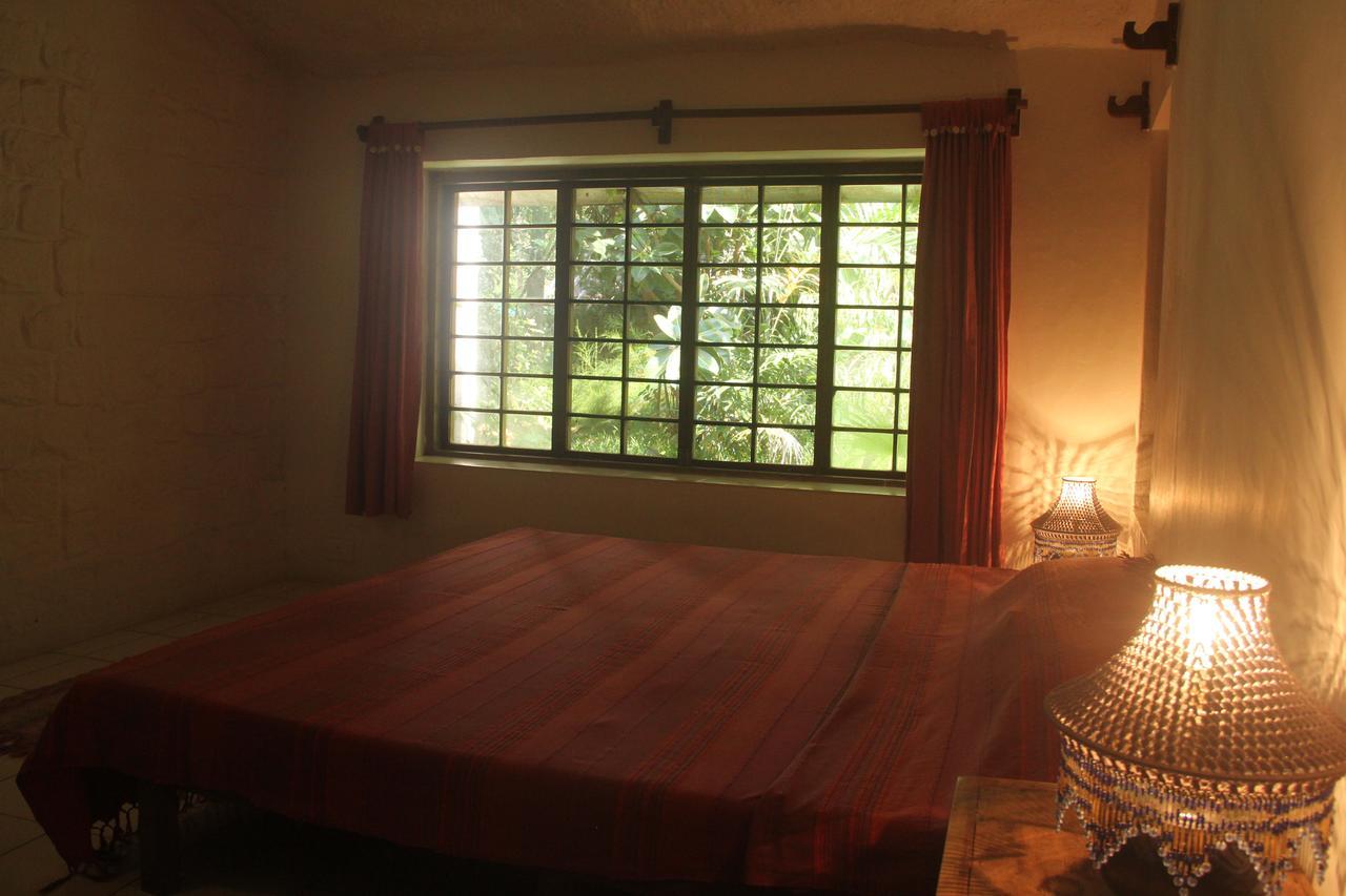 Isai Ambalam Guest House Пондичери Екстериор снимка
