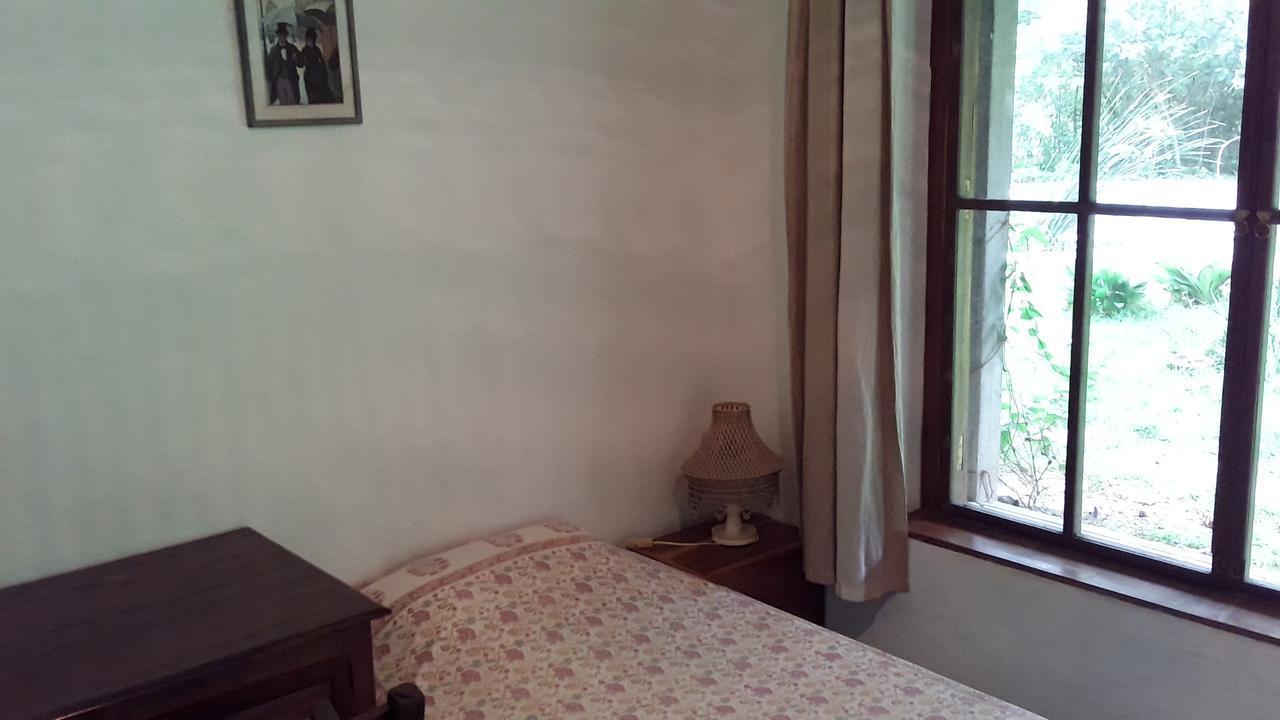 Isai Ambalam Guest House Пондичери Екстериор снимка