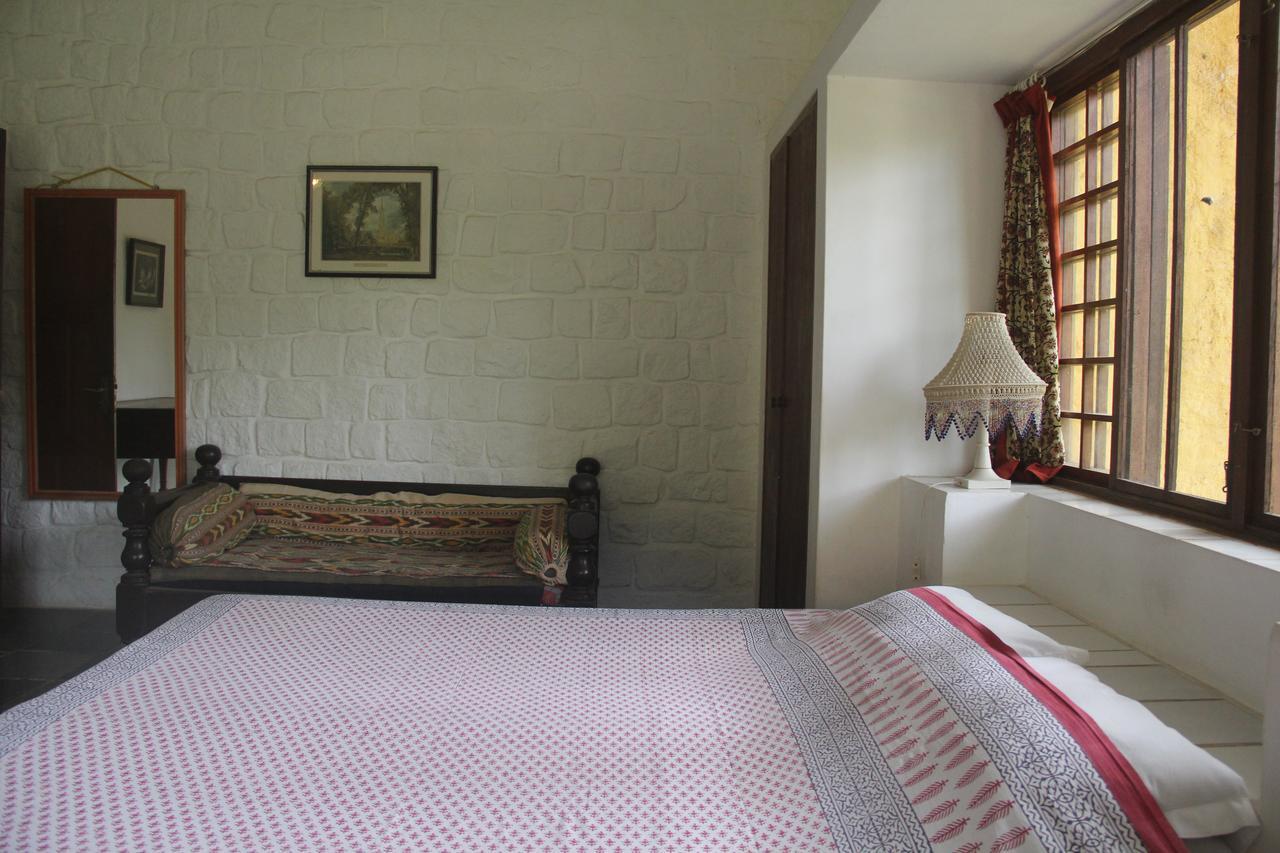 Isai Ambalam Guest House Пондичери Екстериор снимка