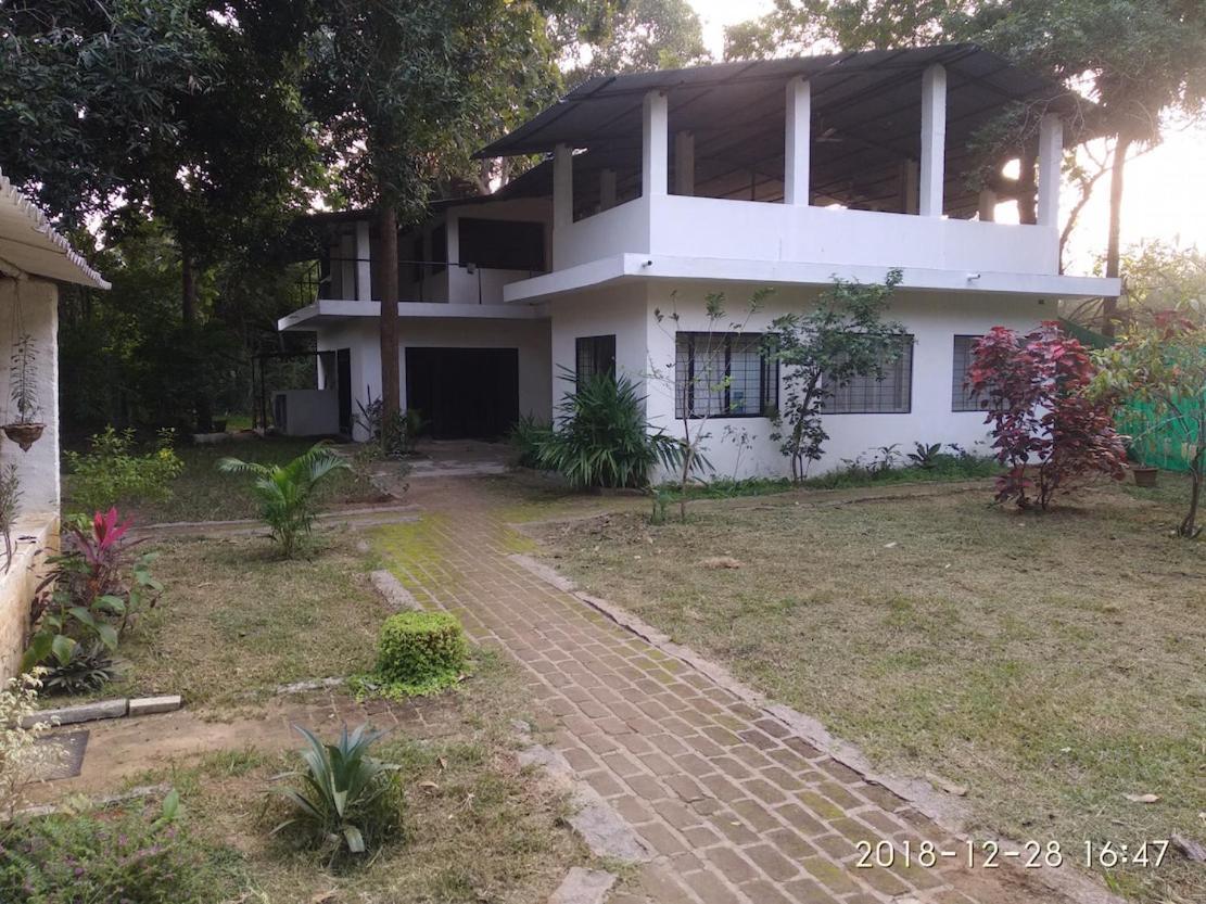 Isai Ambalam Guest House Пондичери Екстериор снимка
