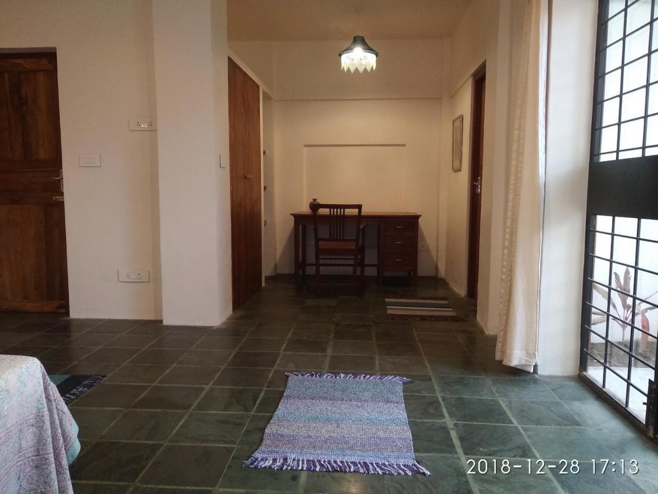 Isai Ambalam Guest House Пондичери Екстериор снимка