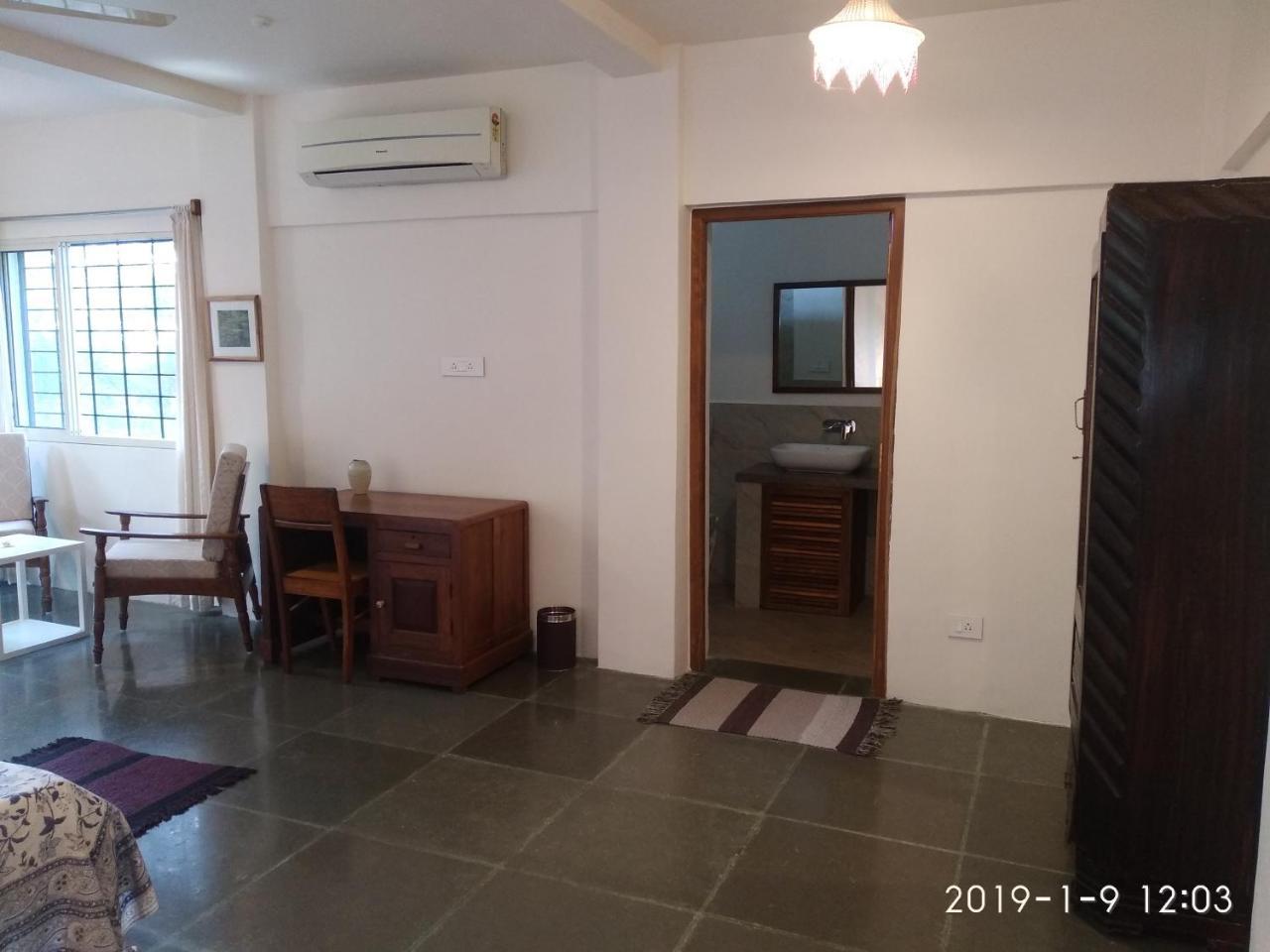 Isai Ambalam Guest House Пондичери Екстериор снимка