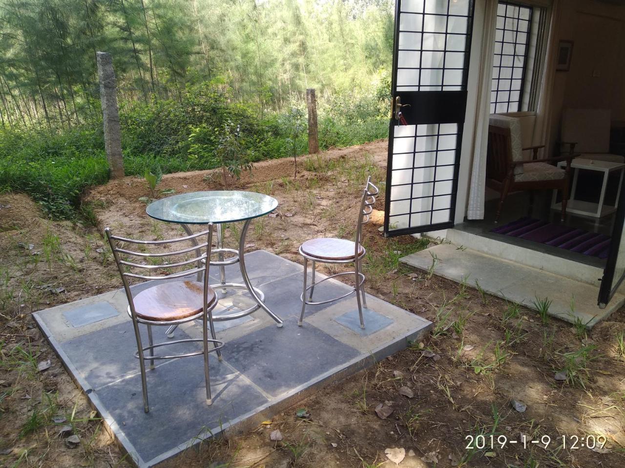 Isai Ambalam Guest House Пондичери Екстериор снимка